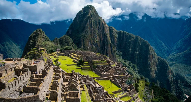 Aguas Calientes – Machu Picchu – Ollantaytambo – Cusco